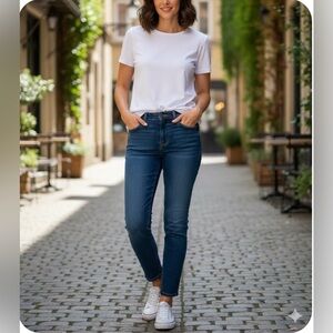 Tahari Chloe Women’s Blue Mid Rise Stretch Skinny  Jeans Size 30x32